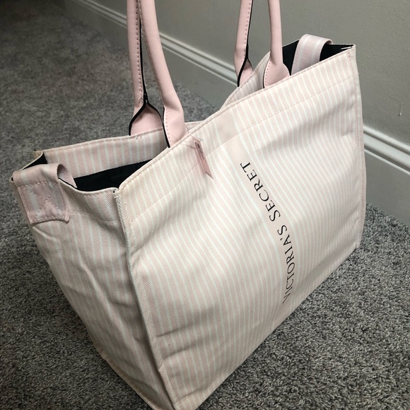 Victoria’s Secret large tote (New with tag) - Picture 4 of 7